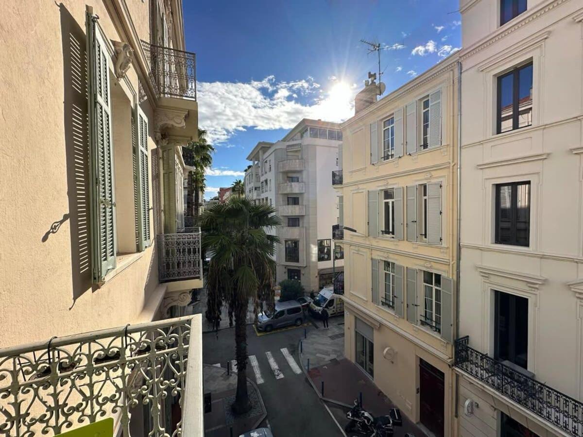 Appartement B080- A L'etroit A L'hotel Bienvenue Chez Nous Cannes